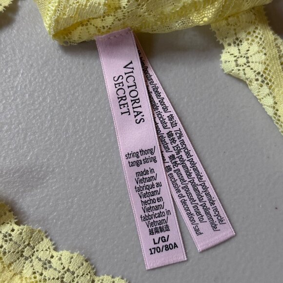 New Victoria's Secret Underwear Large Womens Yellow Lacey Flower String Thong - Picture 3 of 5